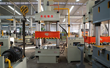 200噸四柱液壓機(jī)價(jià)格多少？