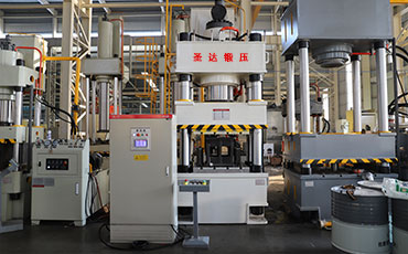 徐州生產(chǎn)500噸四柱液壓機(jī)廠家哪里好？