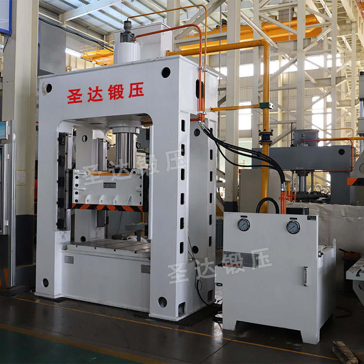 150噸框架式液壓機(jī) 150噸框架式液壓機(jī)